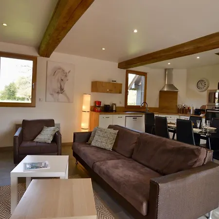 De La Ferme Cour Lecoq 度假居